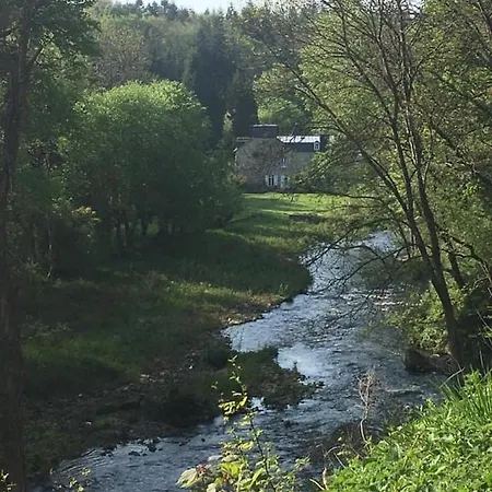 Nocleg ze śniadaniem Domaine Des Papeteries Plounevez-Moedec